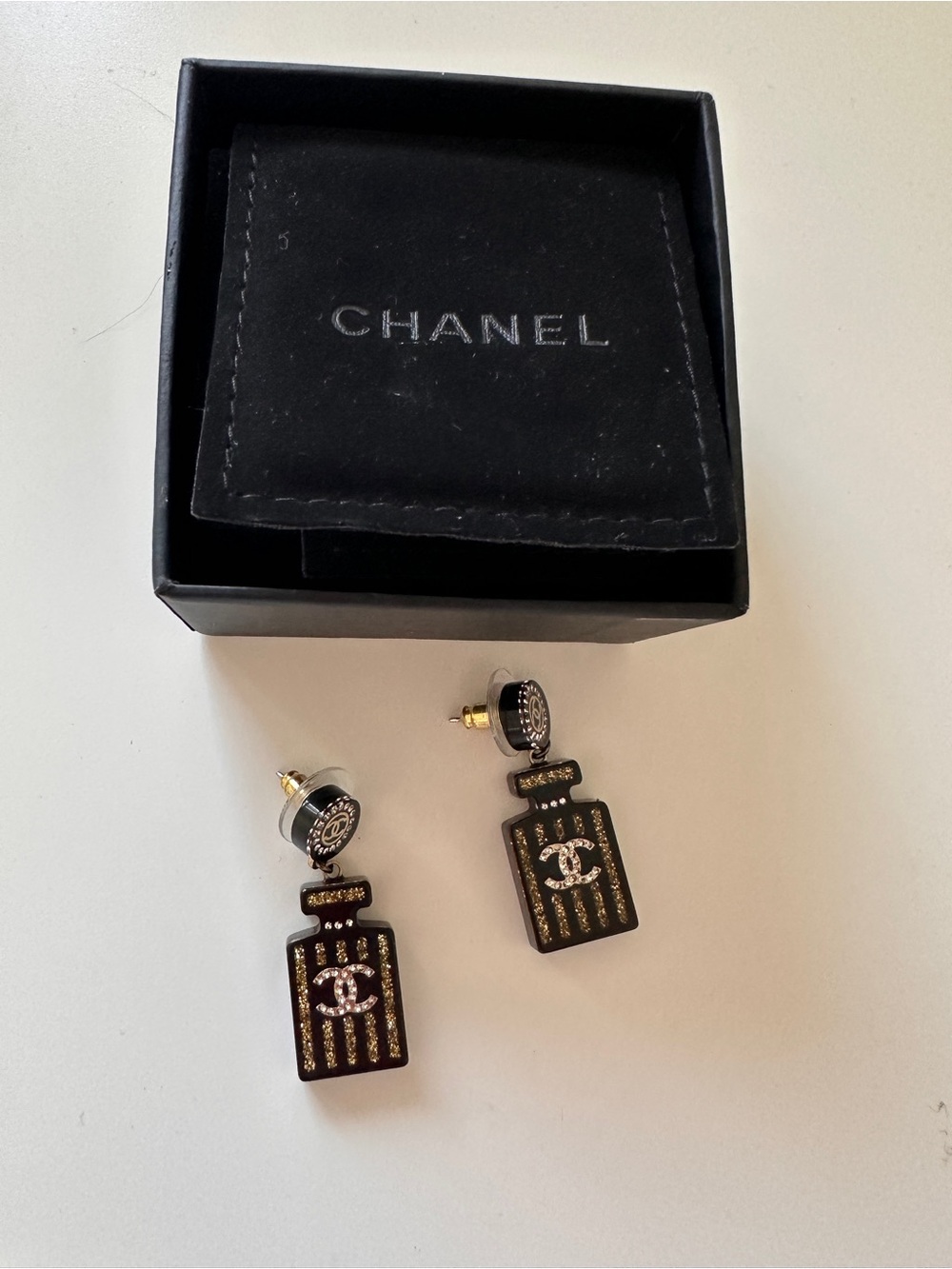 Chanel CC Logo No 5 Perfume Bottle Gold Black Charm Drop Dangle Earrings